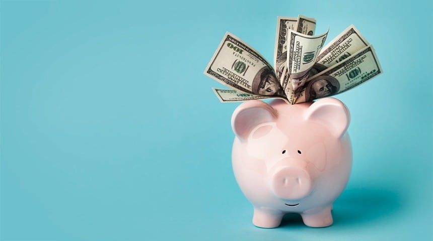 Refinanciamento e Portabilidade de Consignado - Porquinho com dinheiro